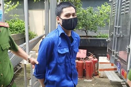 Bực tức, thợ xây nhà dùng gạch ném chết… đồng nghiệp