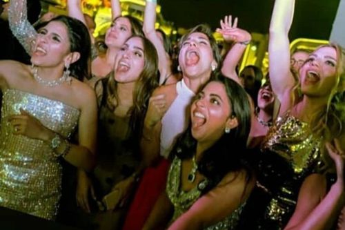 4 sở thích đặc biệt của con gái tỷ phú giàu nhất châu Á