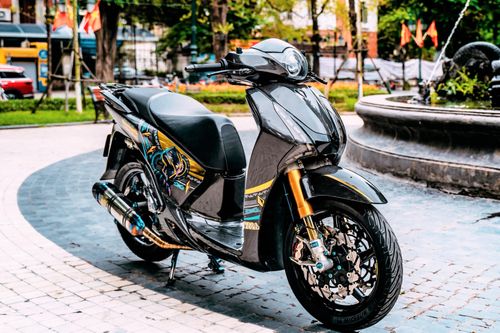 Biker Hà Nội chi 700 triệu đồng độ lại Honda SH 150i