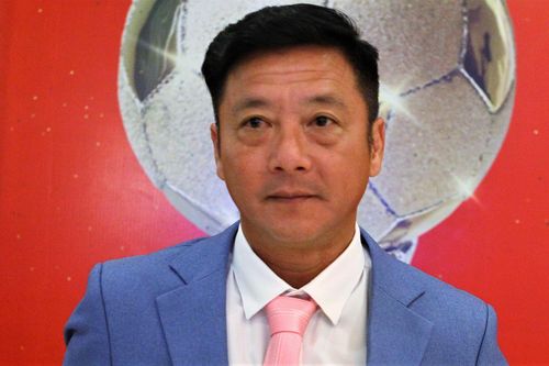 HLV Huỳnh Đức: 'Thầy Park làm CLB thì phải dùng cầu thủ ngoại thôi'