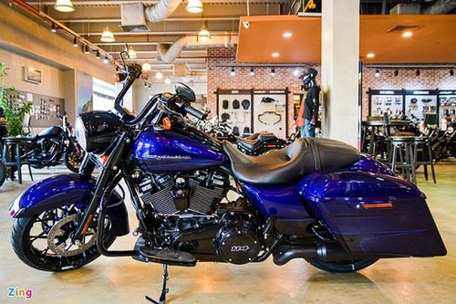 'Thằng béo' Harley-Davidson Road King mới, hơn 1 tỷ ở Sài Gòn
