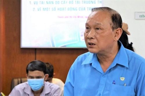 'Cây đổ trong trường... trách nhiệm của tôi': Bản lĩnh Hiệu trưởng Nguyễn Vạn Phúc