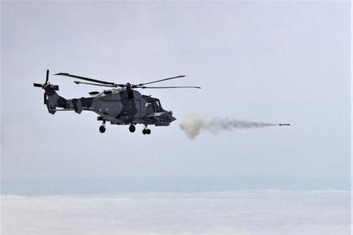 Tên lửa Martlet lần đầu được phóng từ trực thăng Wildcat của Hải quân Anh