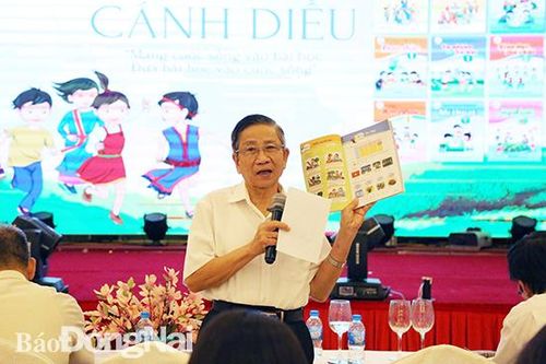 Hoàn thành lựa chọn sách giáo khoa lớp 1 năm học 2020-2021