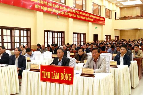 Thông báo kết quả Hội nghị lần thứ 12 Ban Chấp hành Trung ương Đảng khóa XII