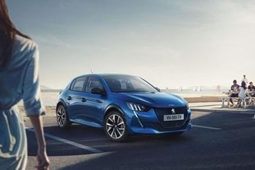 Pháp trợ cấp 7.000 Euro cho mỗi người dân mua xe mới