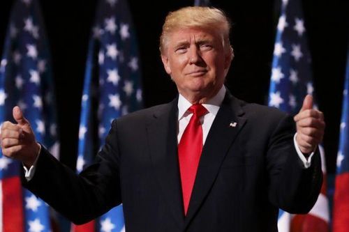 Mặc cảnh báo COVID-19, Tổng thống Trump quyết tổ chức kỷ niệm Quốc khánh Mỹ