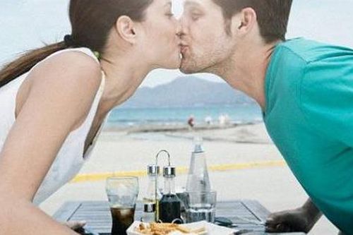 Có phải con đường đến trái tim của một người đàn ông thực sự đi qua dạ dày?