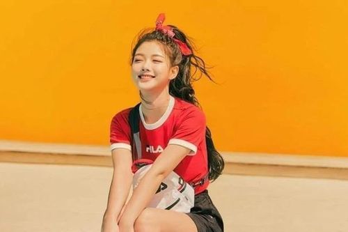 Kim Yoo Jung - 'người tình mới' của Ji Chang Wook cực quyến rũ và ngọt ngào!