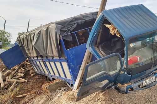 Hai ôtô va chạm trên quốc lộ, một phụ nữ tử nạn