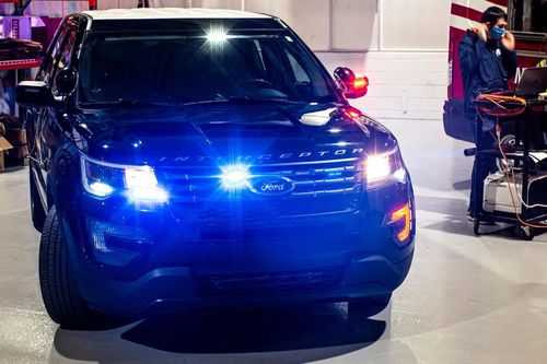 Xe cảnh sát của Ford trang bị tính năng diệt virus corona