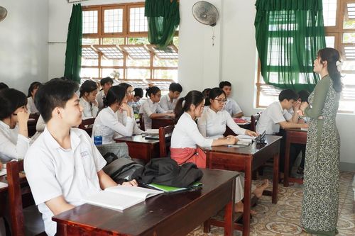 Ráo riết ôn tập giữa mùa hè 'đỏ lửa'!