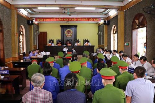 Vụ án gian lận thi THPT tại Sơn La Các bị cáo xin giảm nhẹ hình phạt