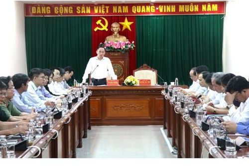Việt Nam kiên quyết giải quyết tranh chấp trên Biển Đông bằng biện pháp hòa bình