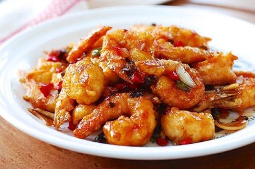 Cách làm món tôm rim cay lạ miệng mà đậm đà đưa cơm