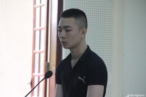 Vô cớ đánh người rồi trốn nã, gã thanh niên lĩnh án