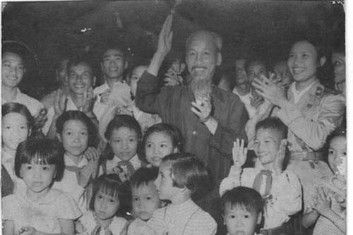 Nét riêng của những 'em bé Hà Nội' ở thời kỳ trước năm 1975