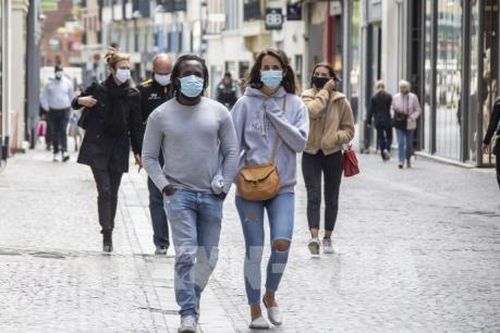 Thị trường việc làm - 'cánh cửa hẹp' với sinh viên năm cuối của Pháp