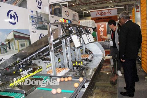 Đầu tư chuyên sâu cho ngành chế tạo máy nông nghiệp