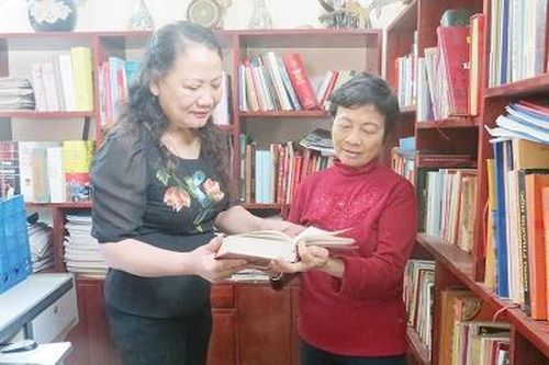 Người hết lòng vì việc chung