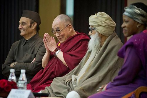 Đức Dalai Lama : Thấu hiểu liên tôn giáo để vượt qua đại dịch toàn cầu