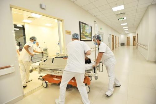 Ngừng tim, ngừng thở do điện giật được cứu sống trong gang tấc
