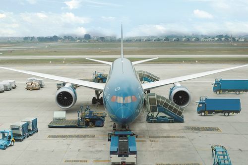 Số chuyến bay nội địa trong ngày của Vietnam Airlines vượt cùng kỳ