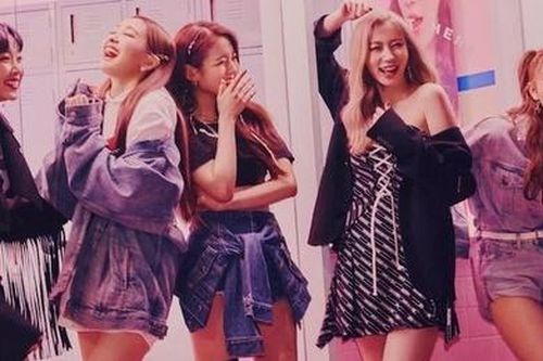 Nhóm nhạc nữ bị ghét vì hỗn láo với Black Pink