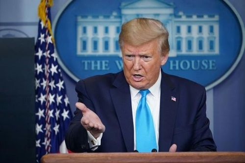 TT Trump tweet vỏn vẹn chữ 'Trung Quốc!' trước giờ họp báo về Bắc Kinh