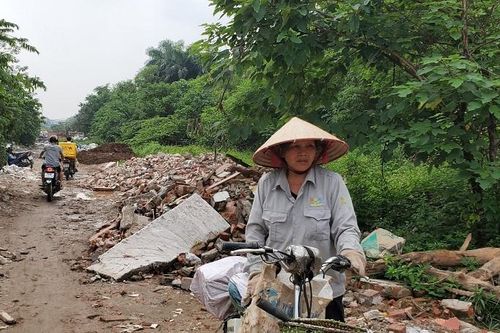 Đường Vĩnh Hoàng ngập rác