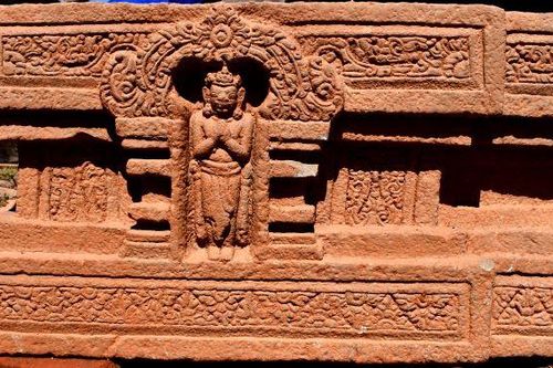 Phát hiện Linga-Yoni liền khối lớn nhất Việt Nam tại Khu đền tháp Mỹ Sơn