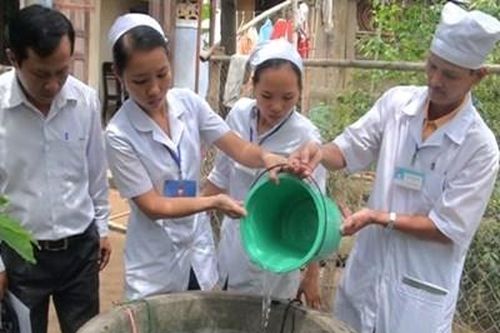 CHỦ ĐỘNG PHÒNG, CHỐNG BỆNH DỊCH MÙA MƯA, BÃO