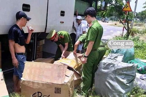 Hàng 'mù' nguồn gốc