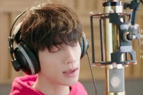 La Vân Hi hát nhạc phim 'Nguyệt Thượng Trọng Hỏa' khiến fan nức lòng