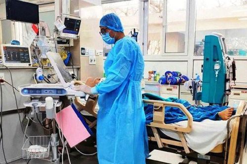 Gần 9.000 người đang cách ly y tế, phi công Anh chức năng thận đã cải thiện hơn