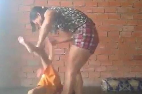 Nhân thân người phụ nữ đánh đập bé trai dã man ở Bình Dương