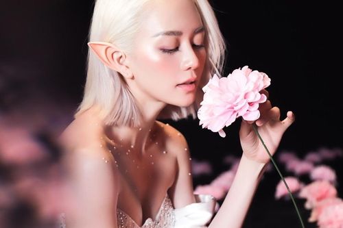 Thiều Bảo Trang khác lạ, yêu đời với sáng tác mới Phương Uyên