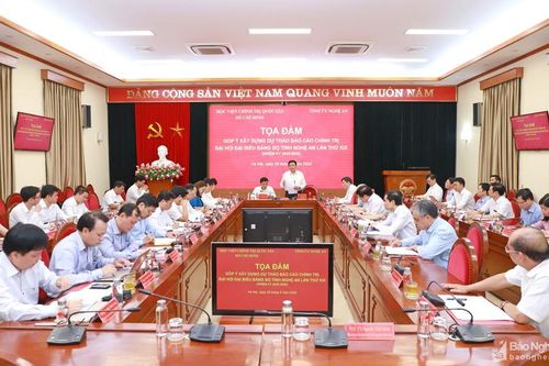 Tọa đàm góp ý xây dựng văn kiện Đại hội đại biểu Đảng bộ tỉnh Nghệ An lần thứ XIX