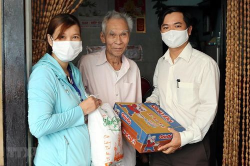 TP.HCM: Gỡ vướng chi trả hỗ trợ đối tượng bị ảnh hưởng dịch COVID-19