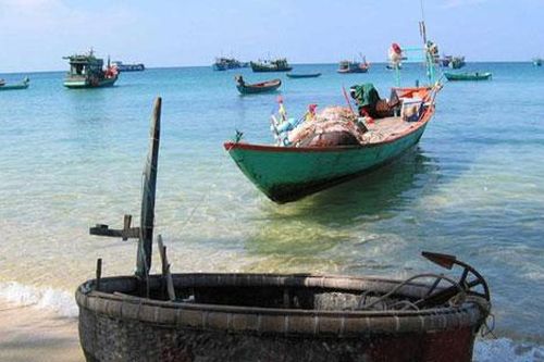 Khám phá làng chài Hàm Ninh: Hoang sơ đầy mê hoặc