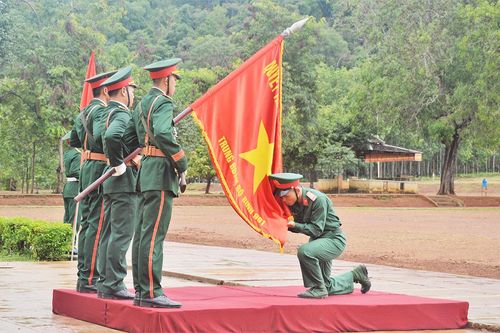 Tuyên thệ chiến sĩ mới