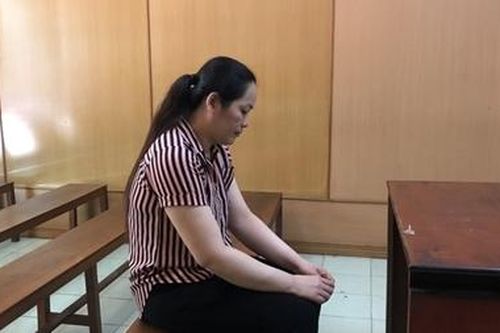 Nữ nhân viên chiếm đoạt hàng tỉ đồng của cơ quan để đánh bạc