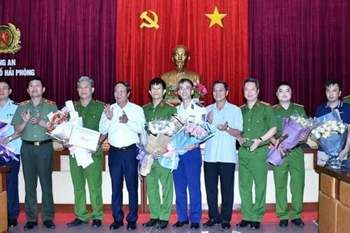 Khen thưởng Công an Hải Phòng phá 2 vụ ma túy lớn