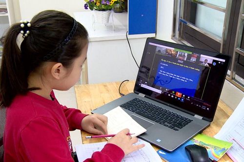 73.000 học sinh lớp 12 Hà Nội làm bài khảo sát chất lượng
