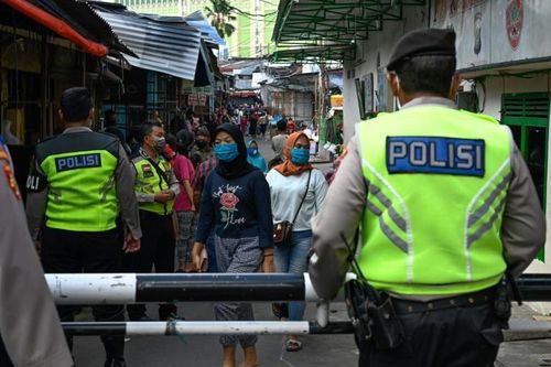 Indonesia: Vi phạm lệnh cách ly COVID-19, bị bêu tên trên mạng xã hội