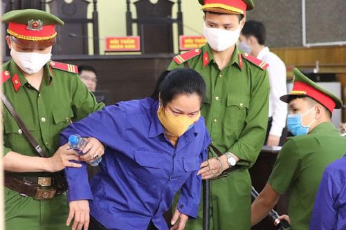 Phụ huynh mua điểm để con đỗ trường công an: Bước chân sai lạc vào môi trường luật pháp