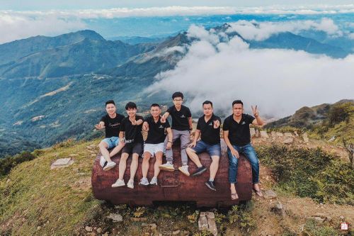 'Cơ trưởng nhí' với ước mơ cất cánh