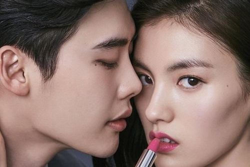 Lee Jong Suk cực tình bên nữ phụ 'Quân Vương Bất diệt'