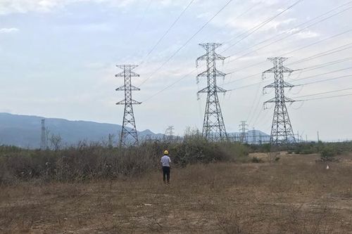 Đường dây 220kV Nha Trang - Tháp Chàm góp phần giải tỏa công suất nguồn năng lượng tái tạo