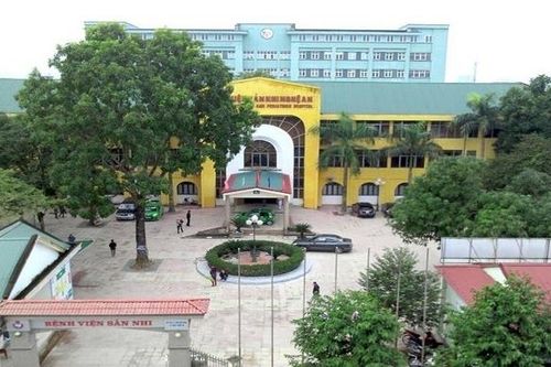 Trẻ 28 tuần tuổi đã mắc bệnh lý hoại tử dạ dày hiếm gặp